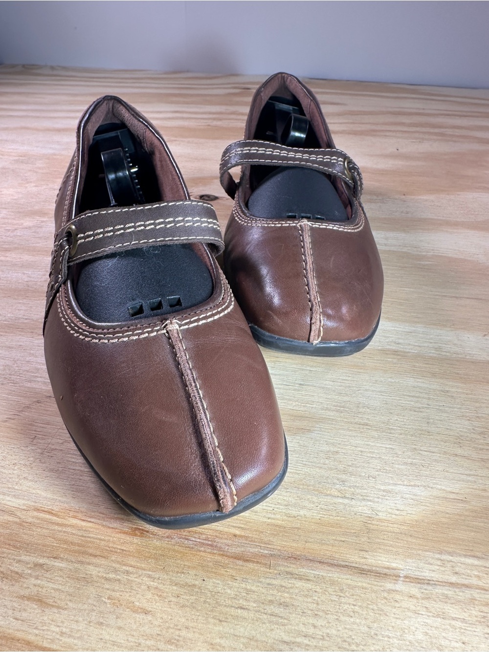 Clarks Brown Mary Jane Ballet Flats with Strap